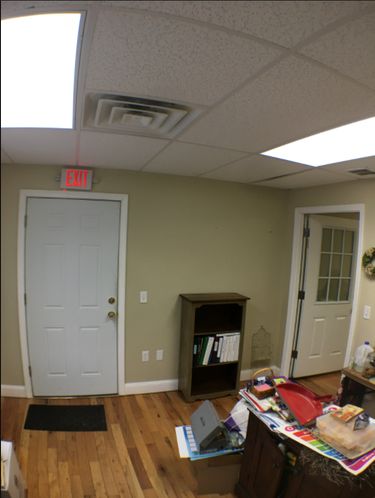 1802 Elm St, Manchester, NH 03104